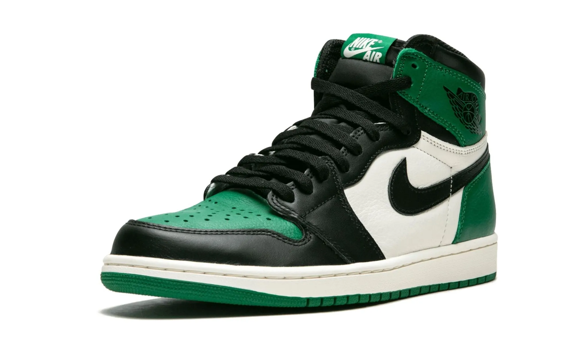 Air Jordan 1 Retro High OG Pine Green Subtle Texture Outfit Match