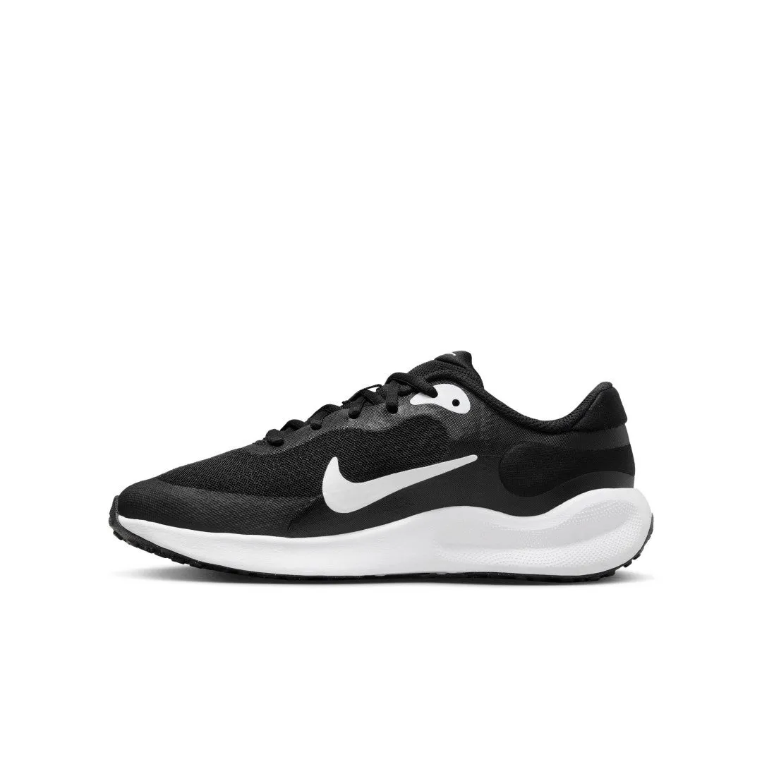 Revolution 7 Running Shoes recreational shoes running in a bus station area shoes