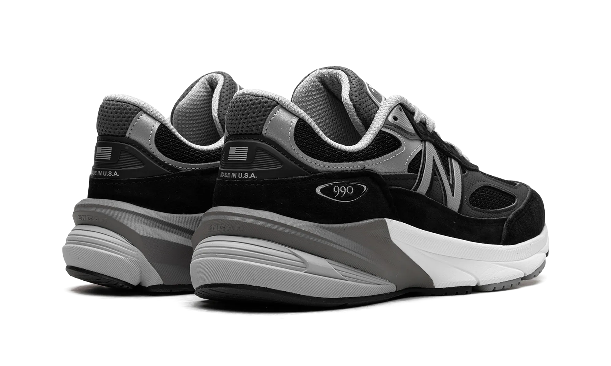 Short Trip Chill Essential 990v6 "Black / Silver"