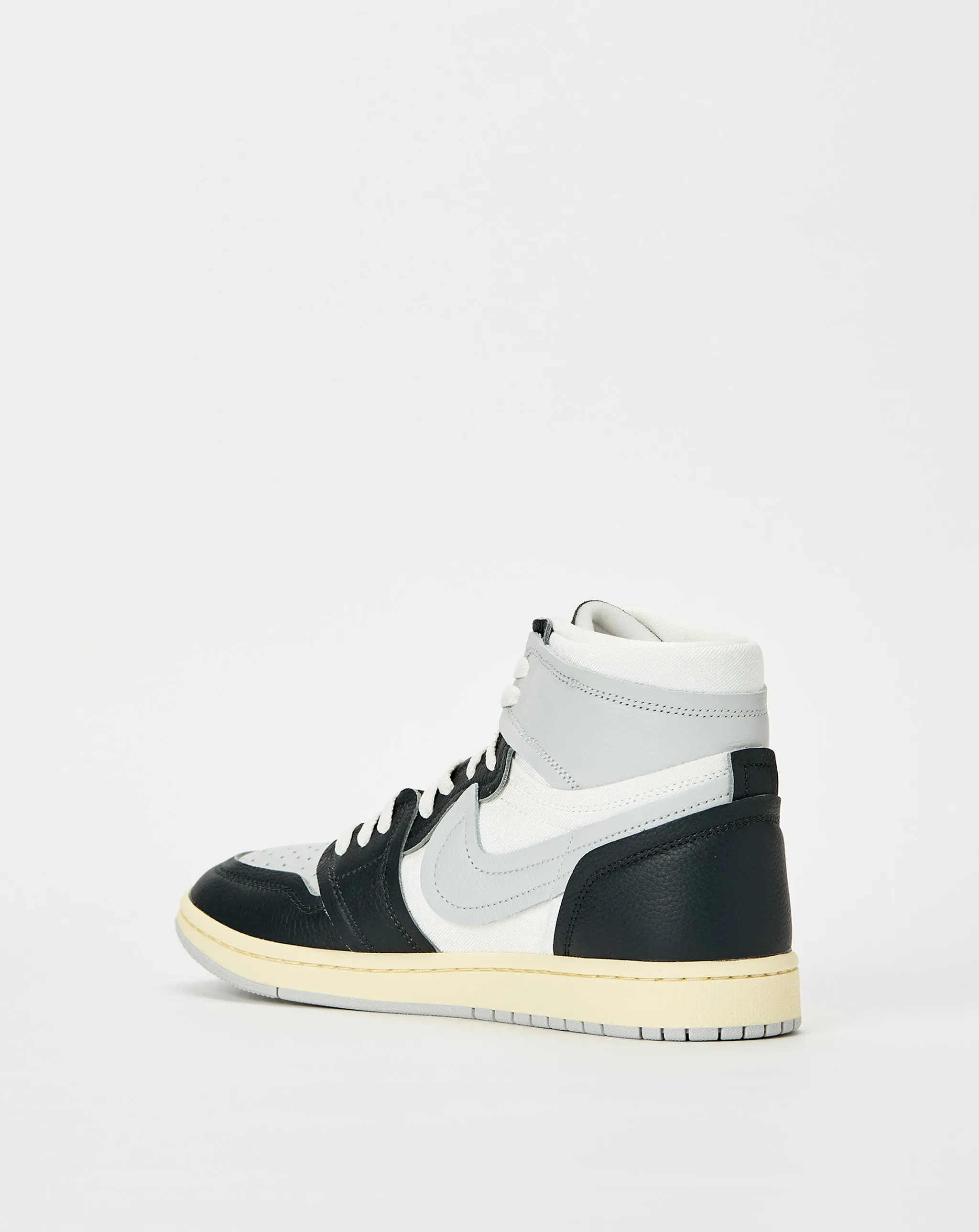 Good Traction Comfortable Insole Women's Air Jordan 1 High MM