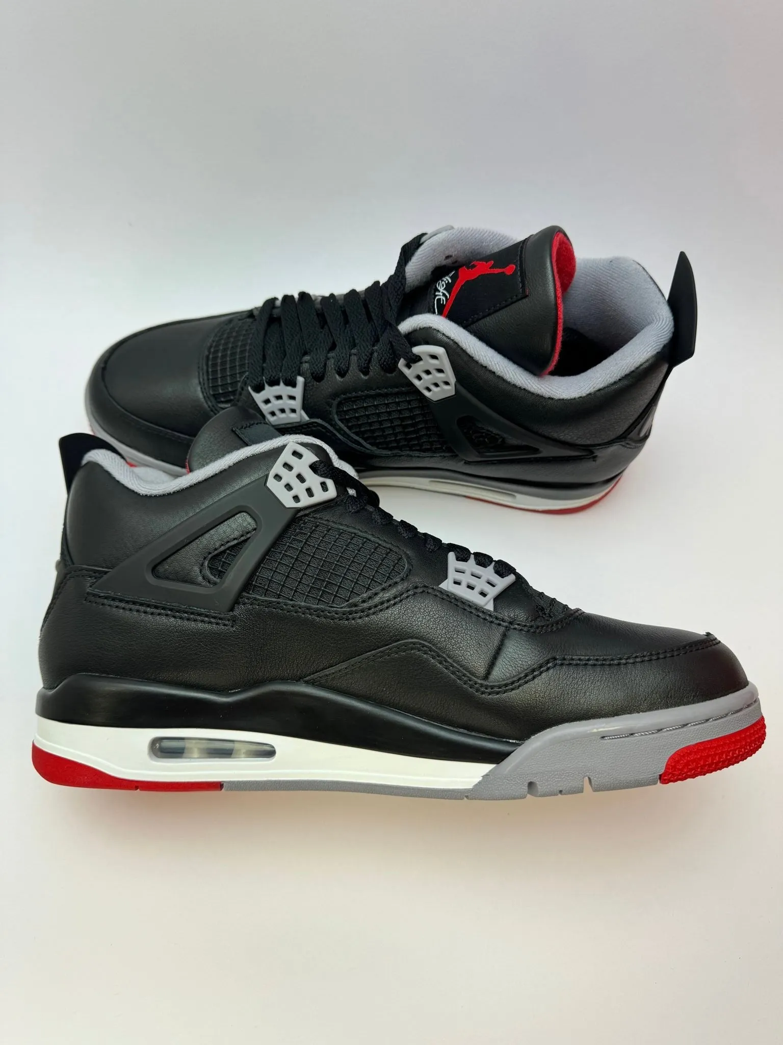 Air Jordan 4 Retro "Bred Reimagined" hook and loop closure Indoor Wear