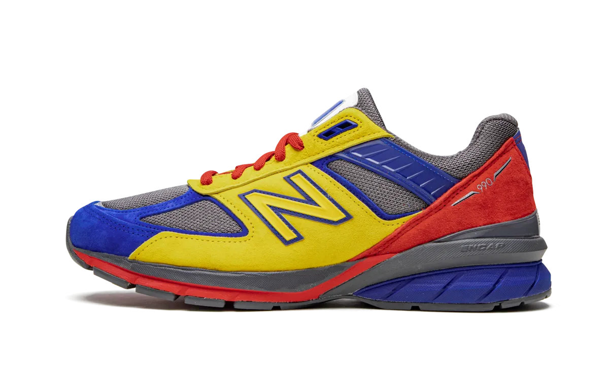 990 v5 "Shoe City - EAT" Train Trip Indoor Friendly