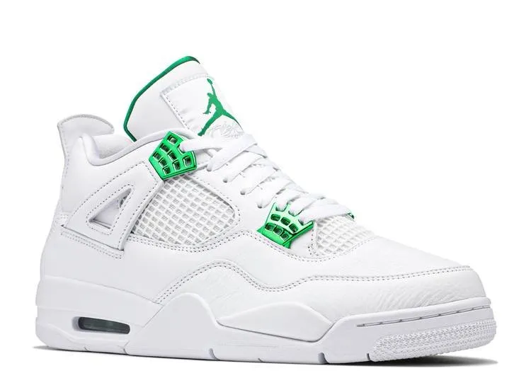 Air Jordan 4 Retro Metallic Green Sand Beige Balanced feel