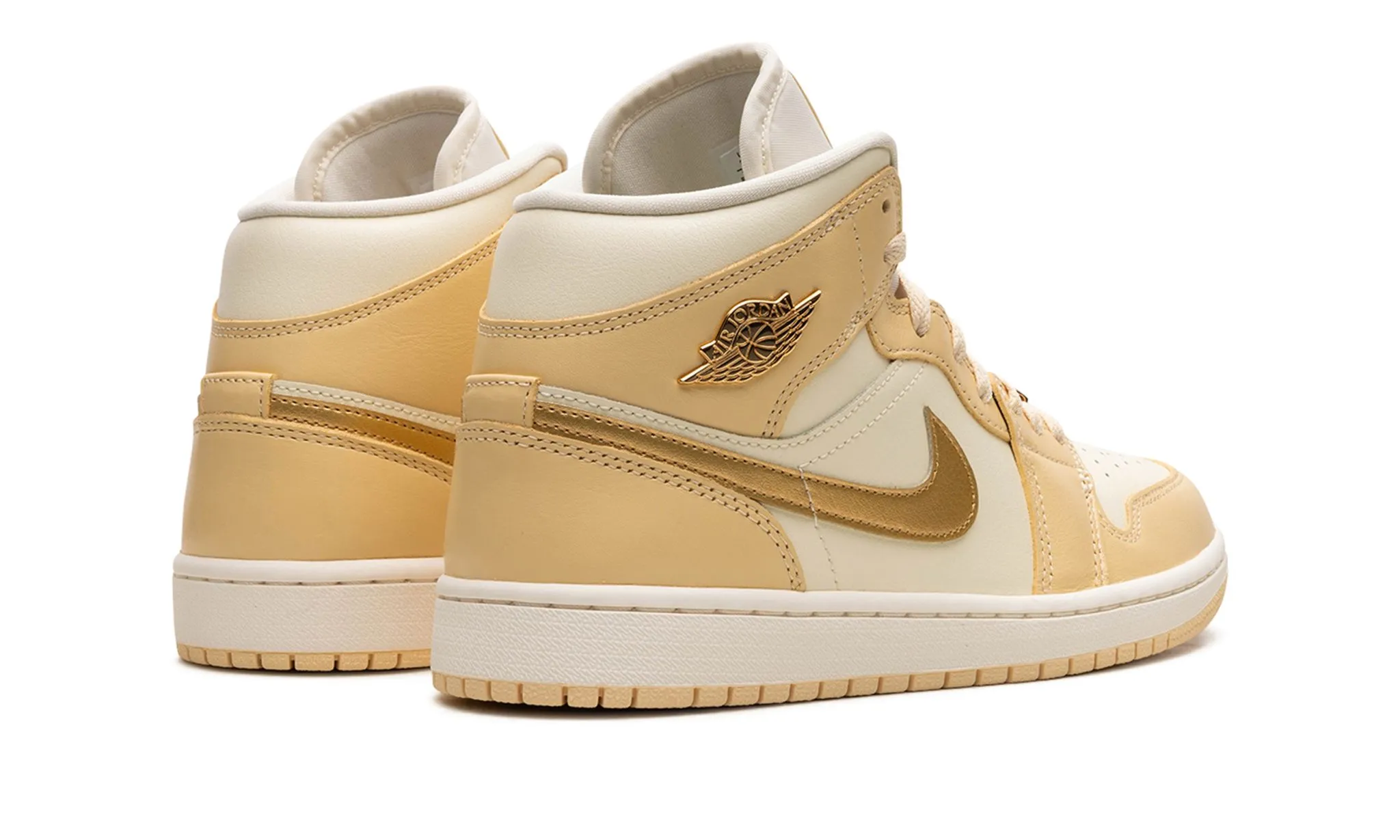 Stretch fit Air Jordan 1 Mid Wmns Pale Vanilla