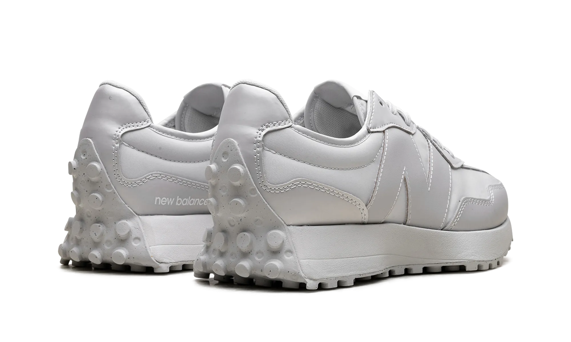 327 WMNS "Grey Matter" Student wear