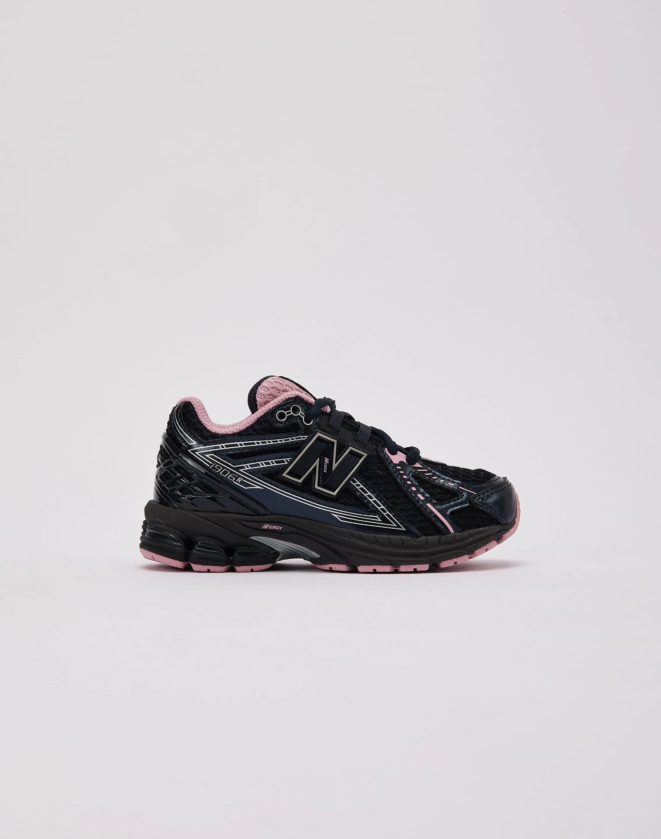 Easy Wear Foot Relax New Balance 1906R Pre-School