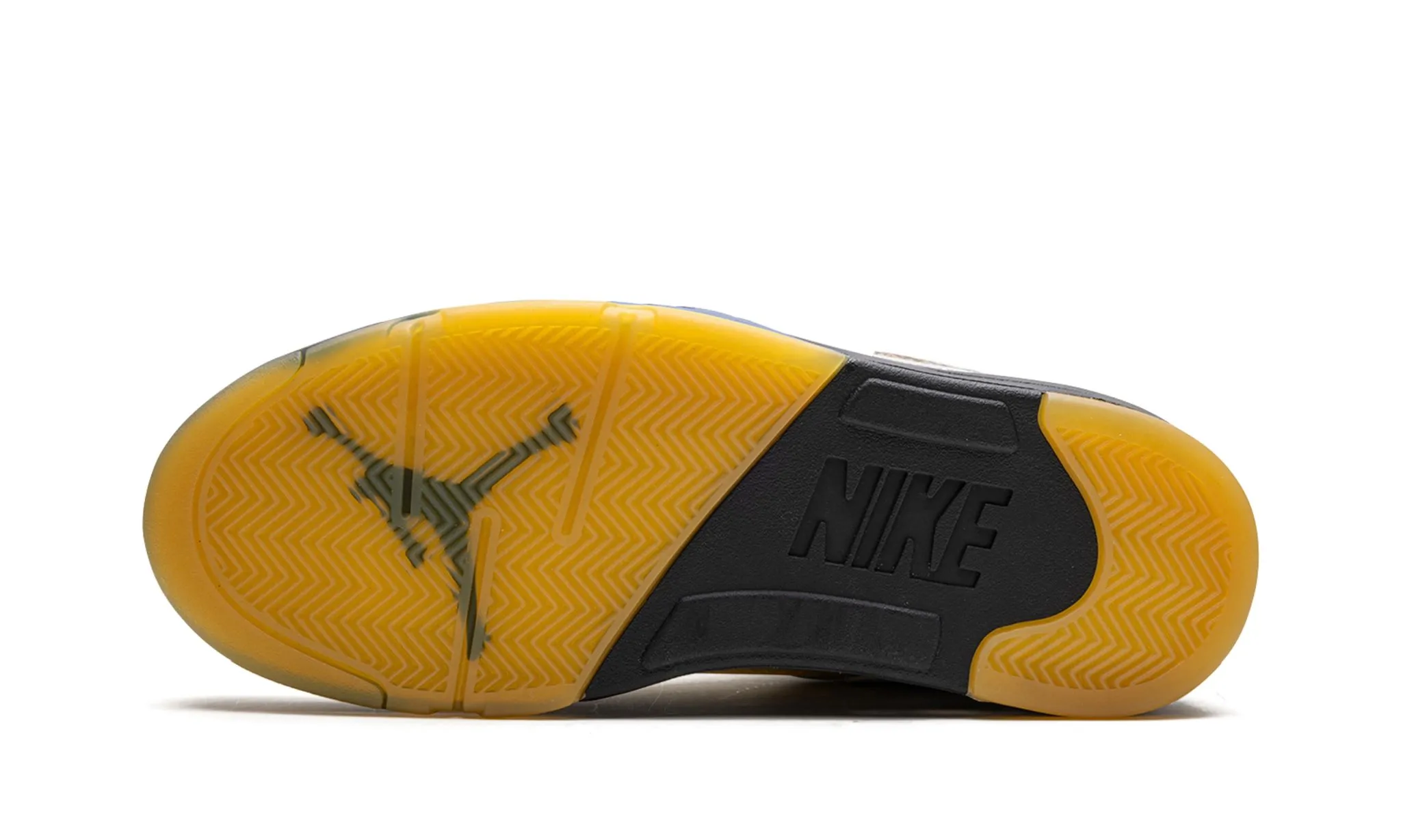 Jordan 5 Retro ??A Ma Mani??re - Dawn/Diffused Blue" Women's Effortless Step