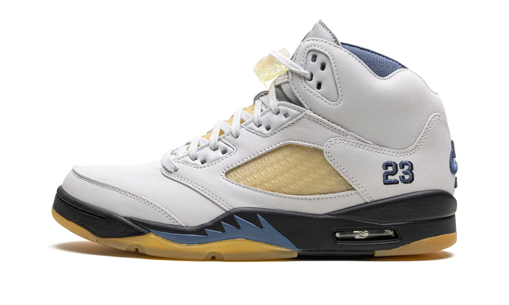 Jordan 5 Retro ??A Ma Mani??re - Dawn/Diffused Blue" Women's Running Errands
