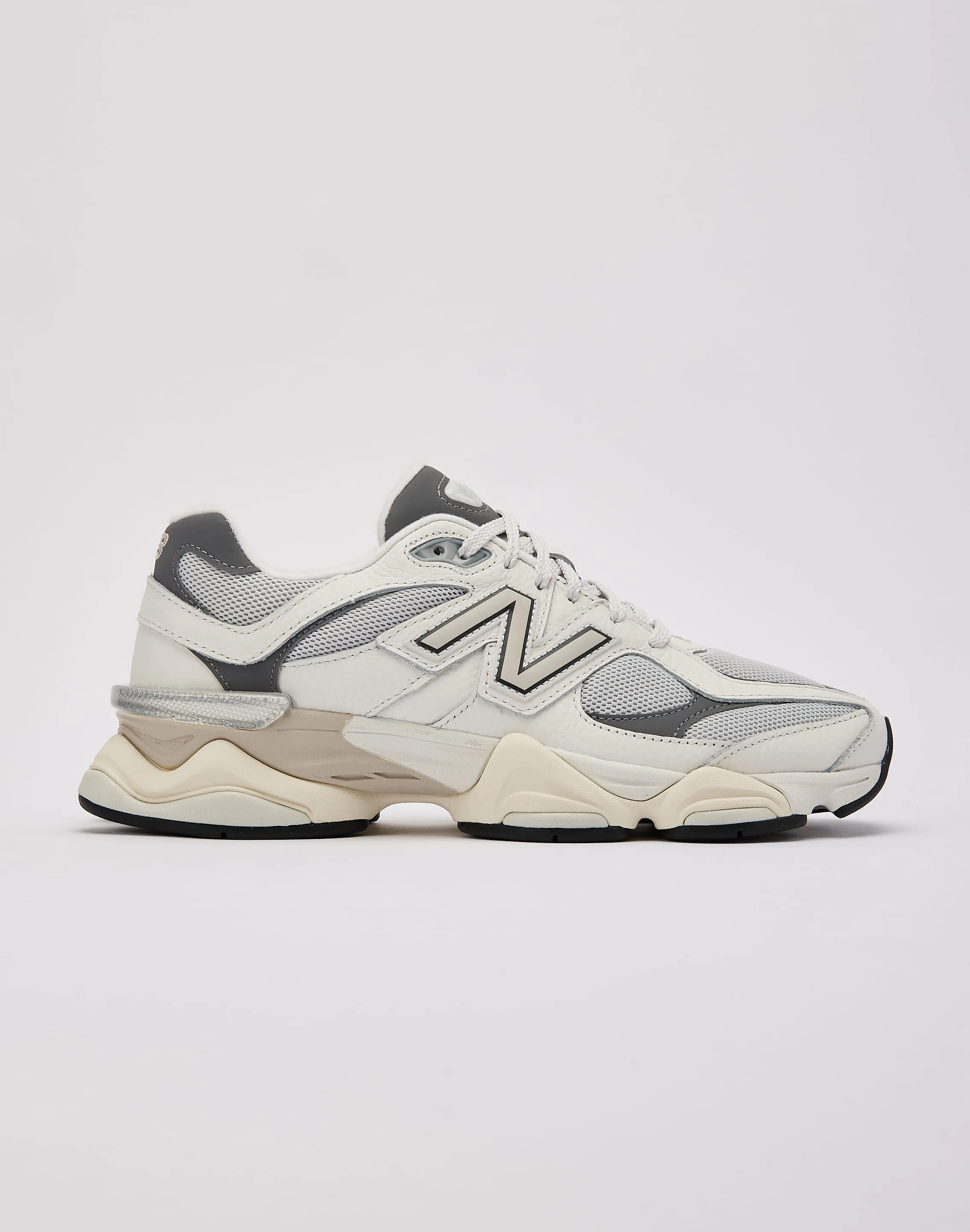 New Balance 9060 Quiet Sole Heel Design