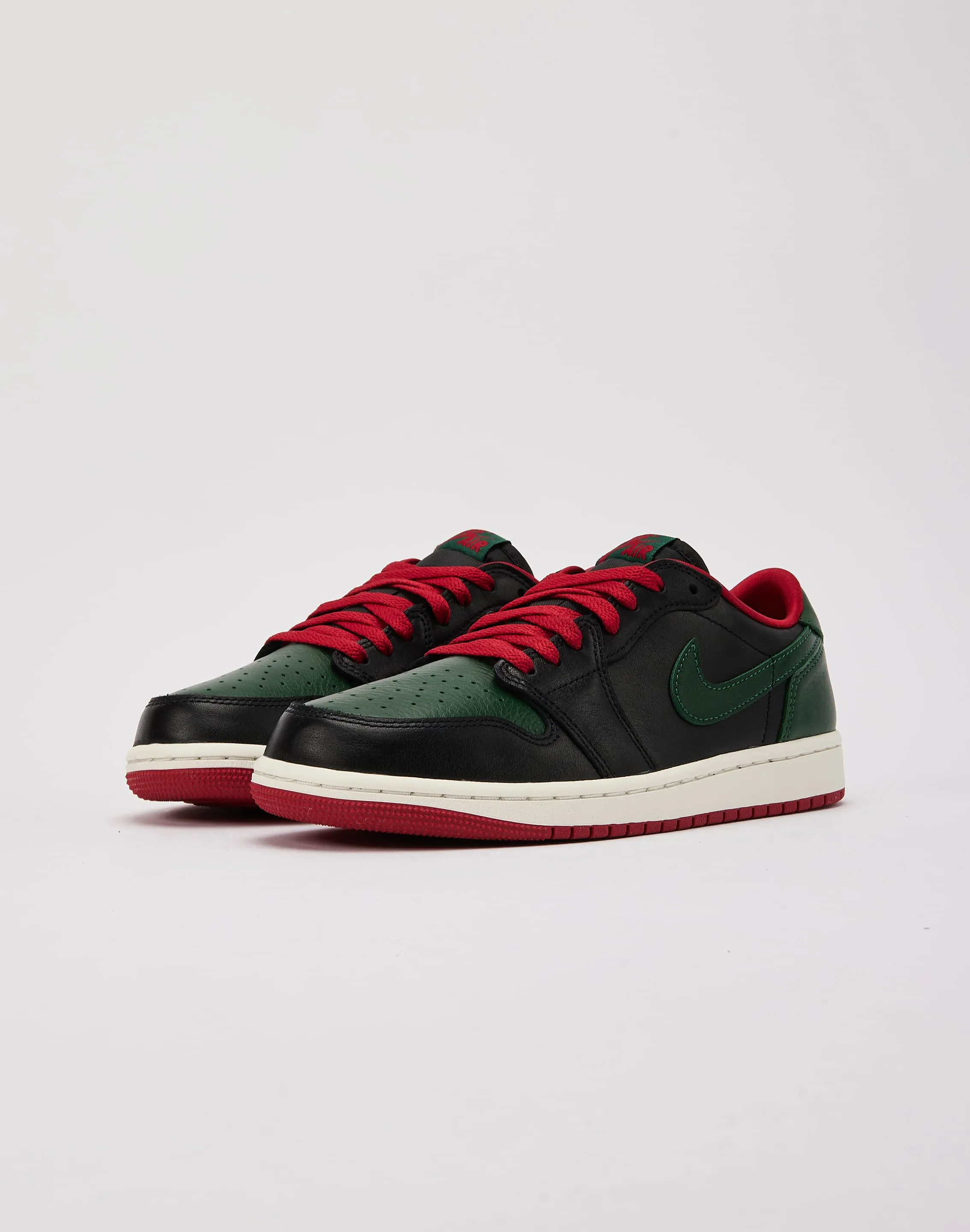 Power Flow Jordan Air Jordan 1 Retro Low OG 'Black and Gorge Green'