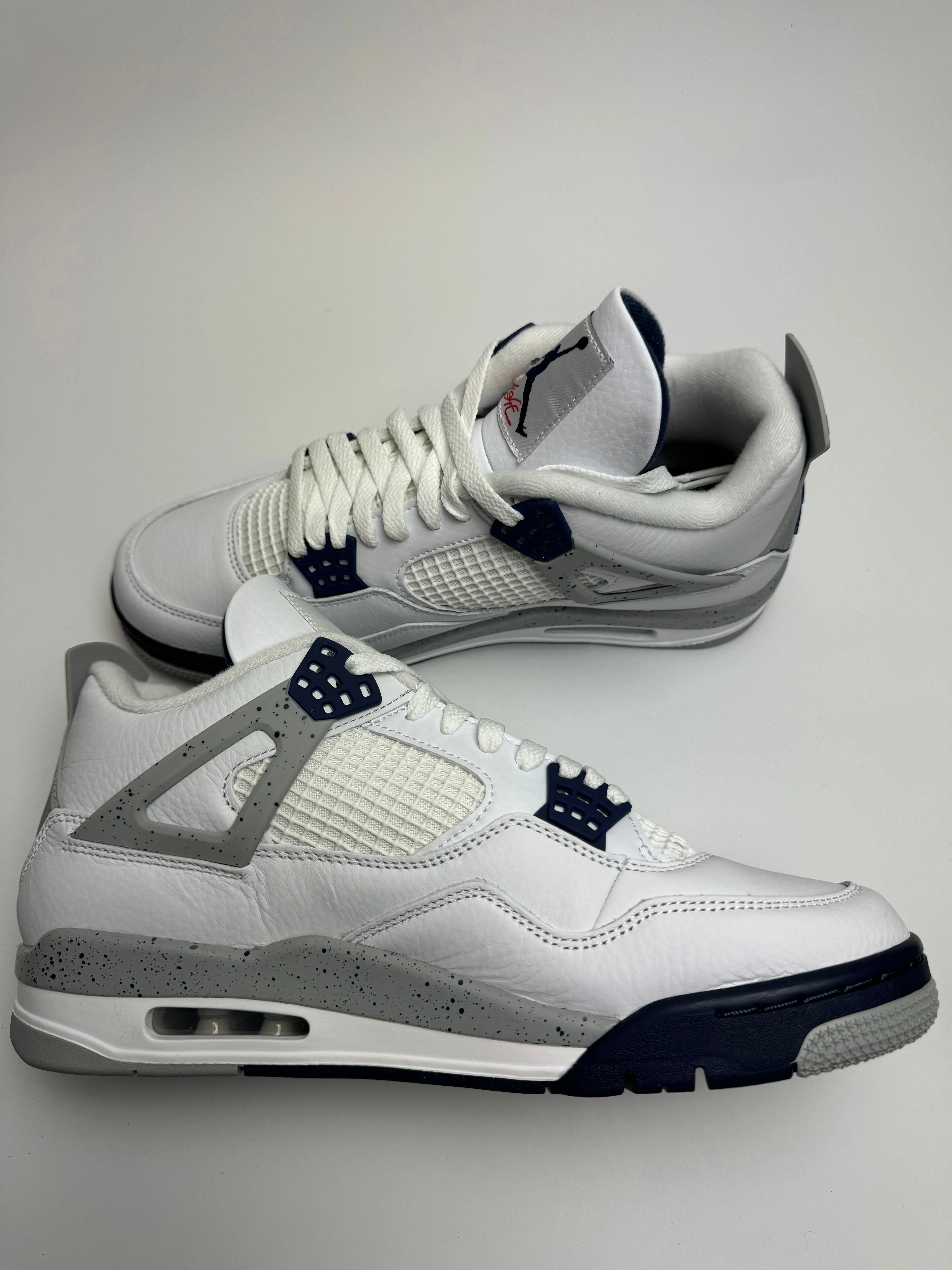 Air Jordan 4 "Midnight Navy" Dawn Jog