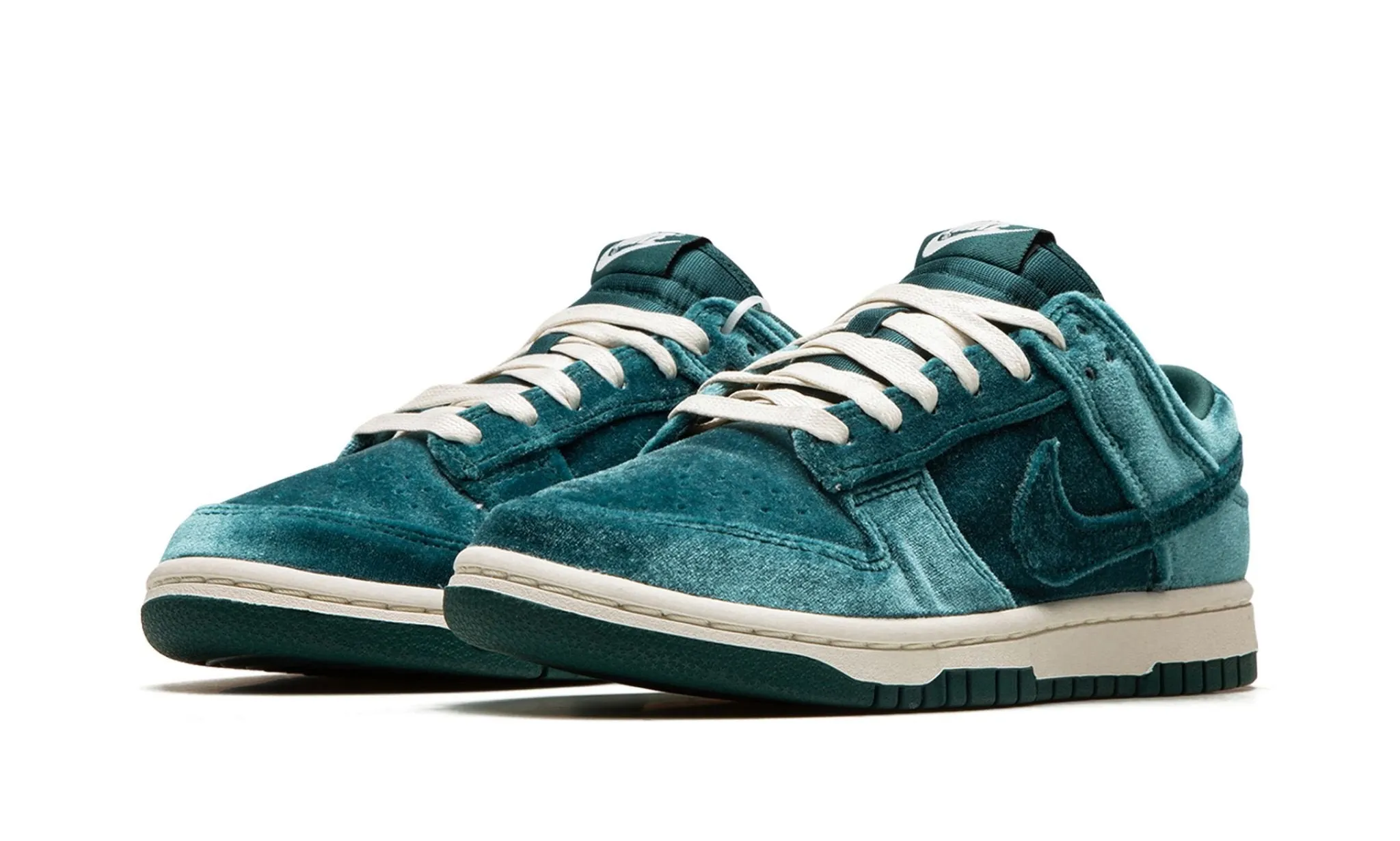 Pull Step Nike Dunk Low "Velvet Teal" Women's