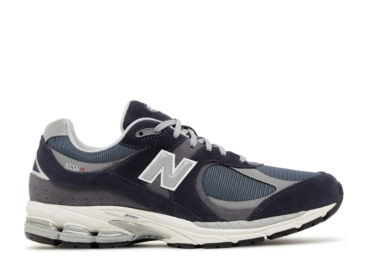 Cloud Step New Balance 2002R Eclipse Raincloud