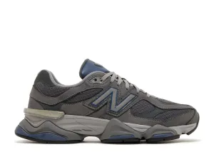 Dog Hike Cozy Interior New Balance 9060 Castlerock