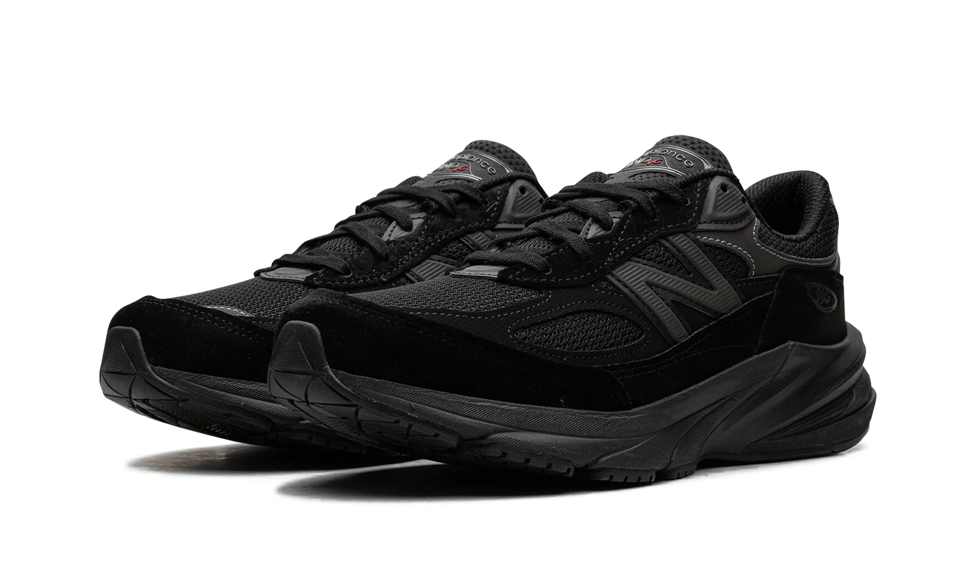 990 v6 "Triple Black" Ultra grip