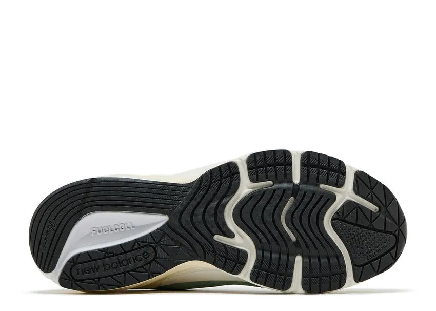 School Style Dynamic Style New Balance 990v6 MiUSA Avocado Natural Mint