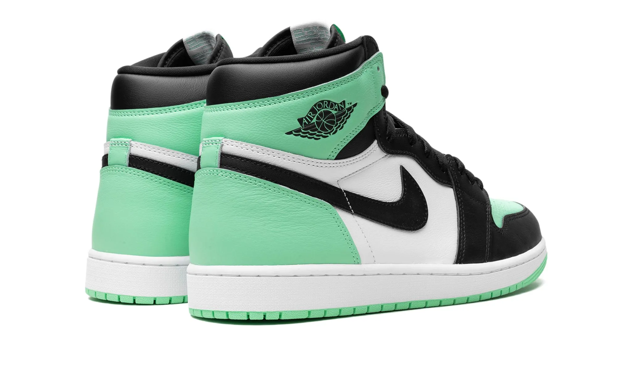 Air Jordan 1 Retro High OG 'Green Glow' Holiday Outfit Flexible Materials
