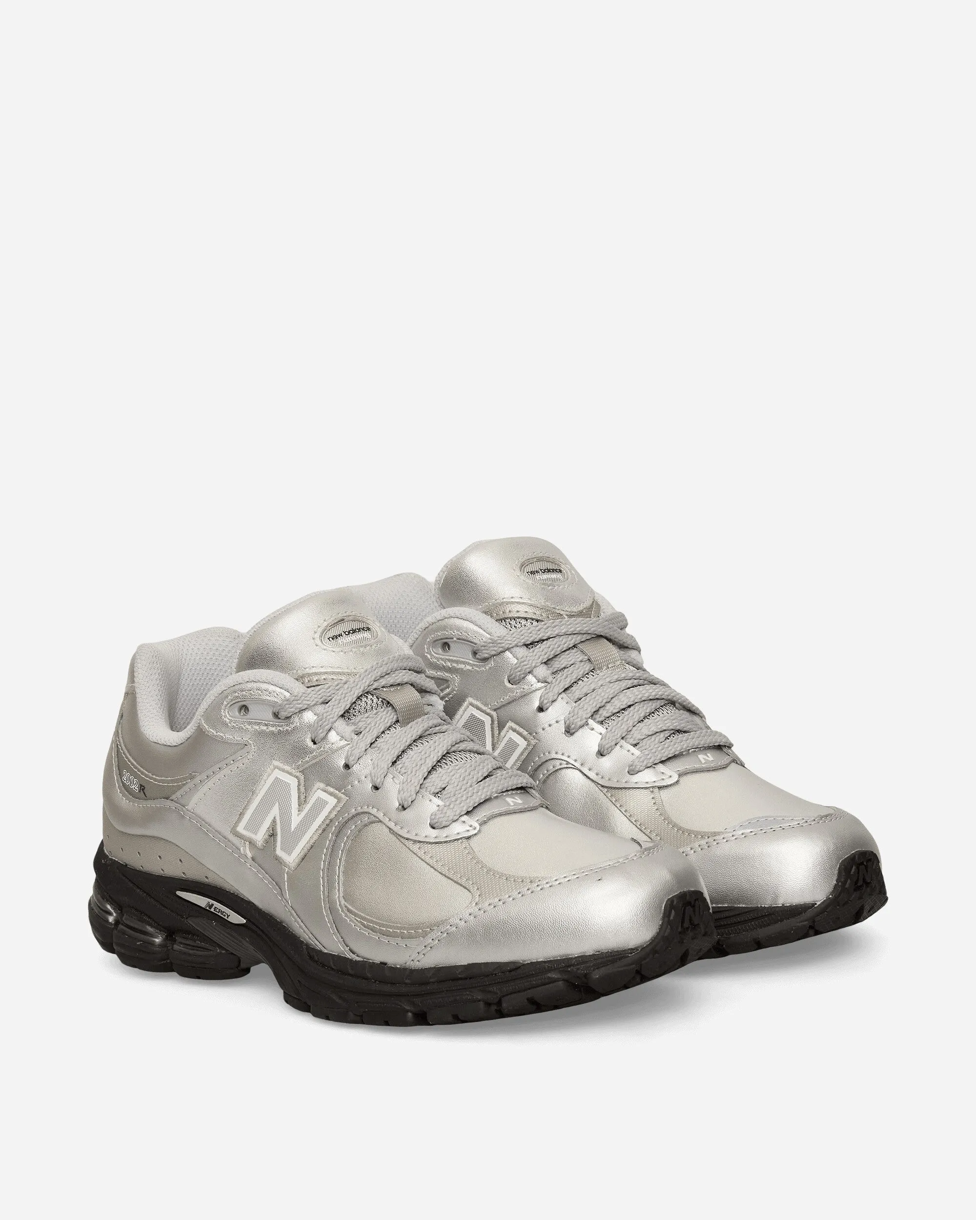 2002R Sneakers Silver Metallic Teen Edge