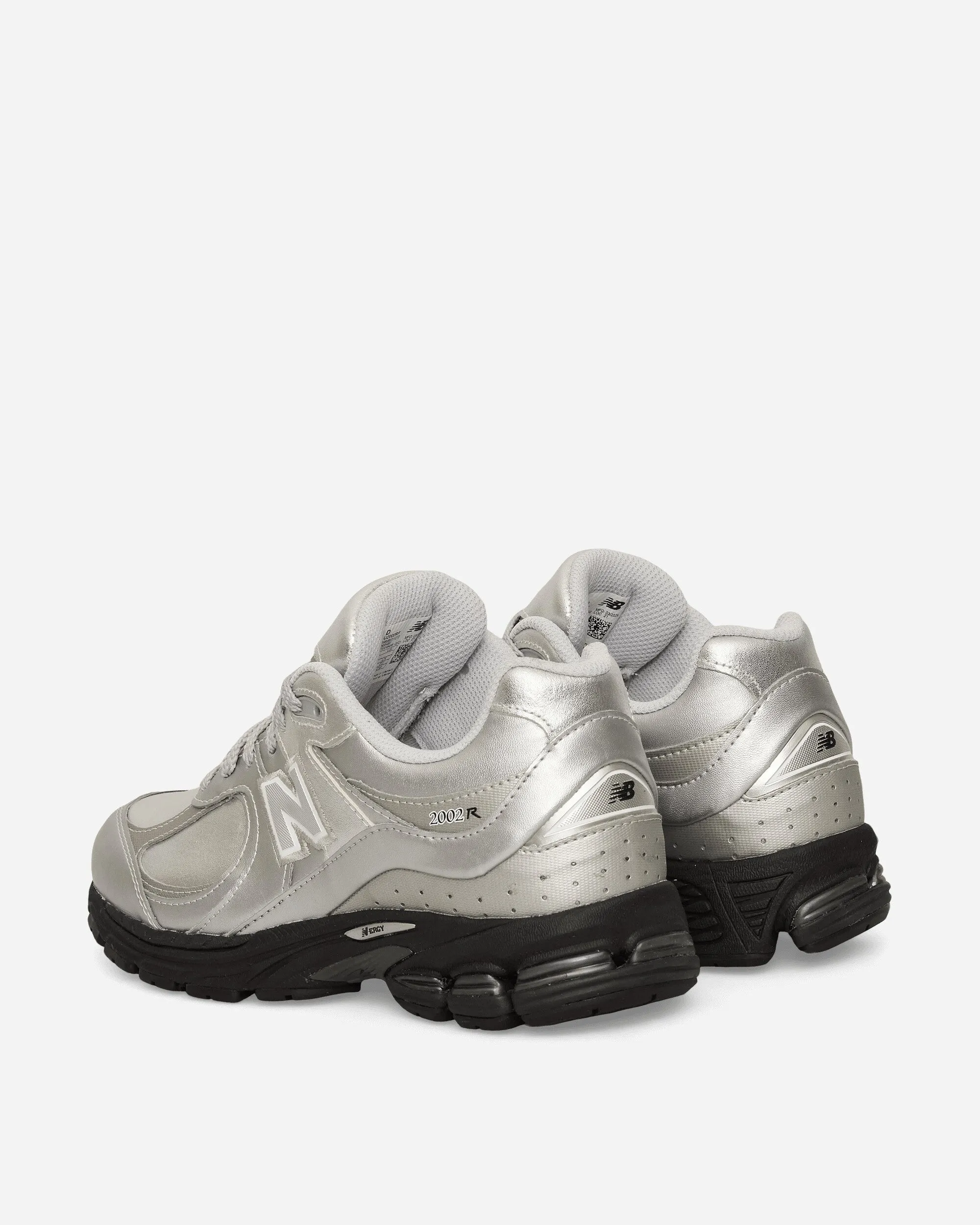 2002R Sneakers Silver Metallic Match All Comfort toe