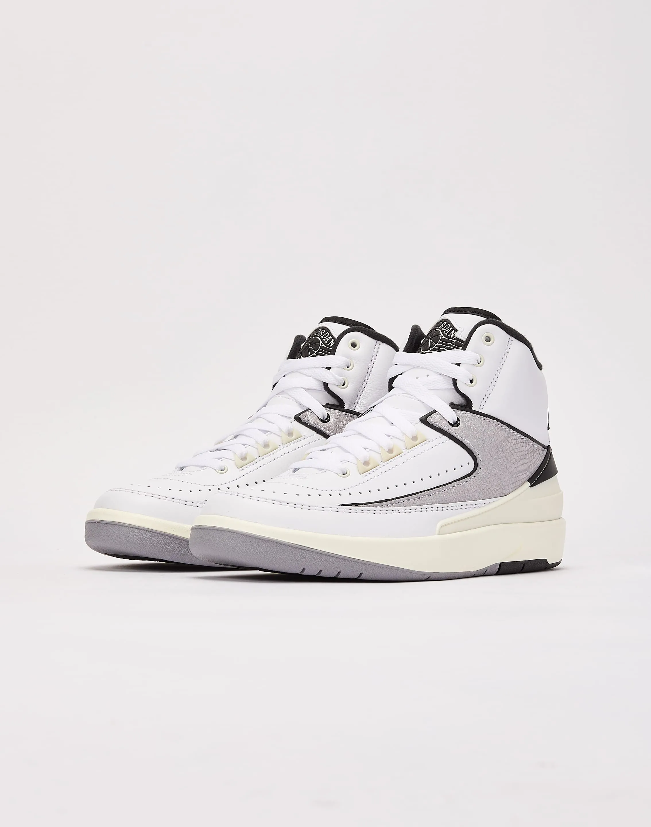 Jordan Air Jordan 2 Retro 'Python' Grade-School Date night Antique Glow