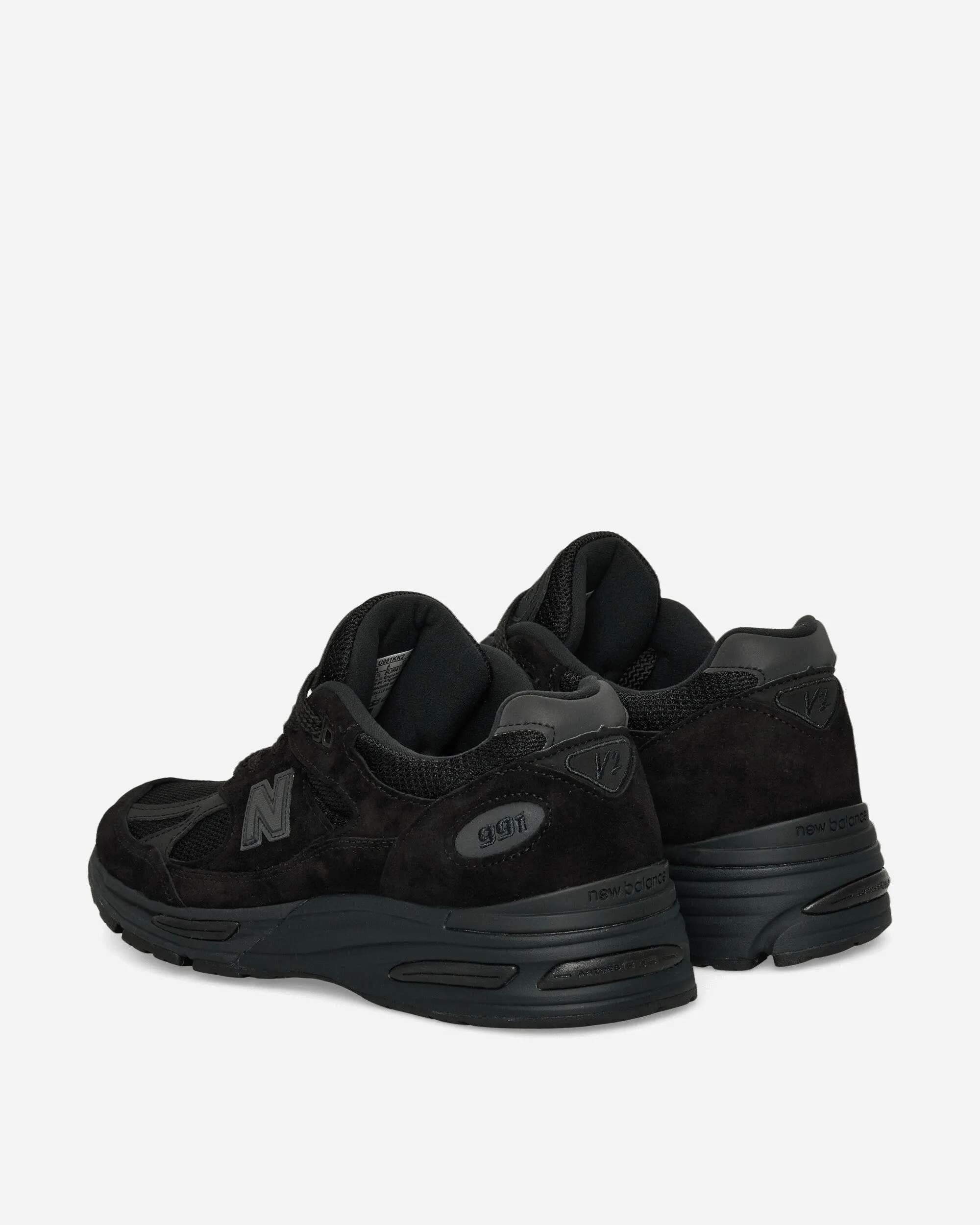Low Profile Swift Glide Made in UK 991v2 Sneakers Black