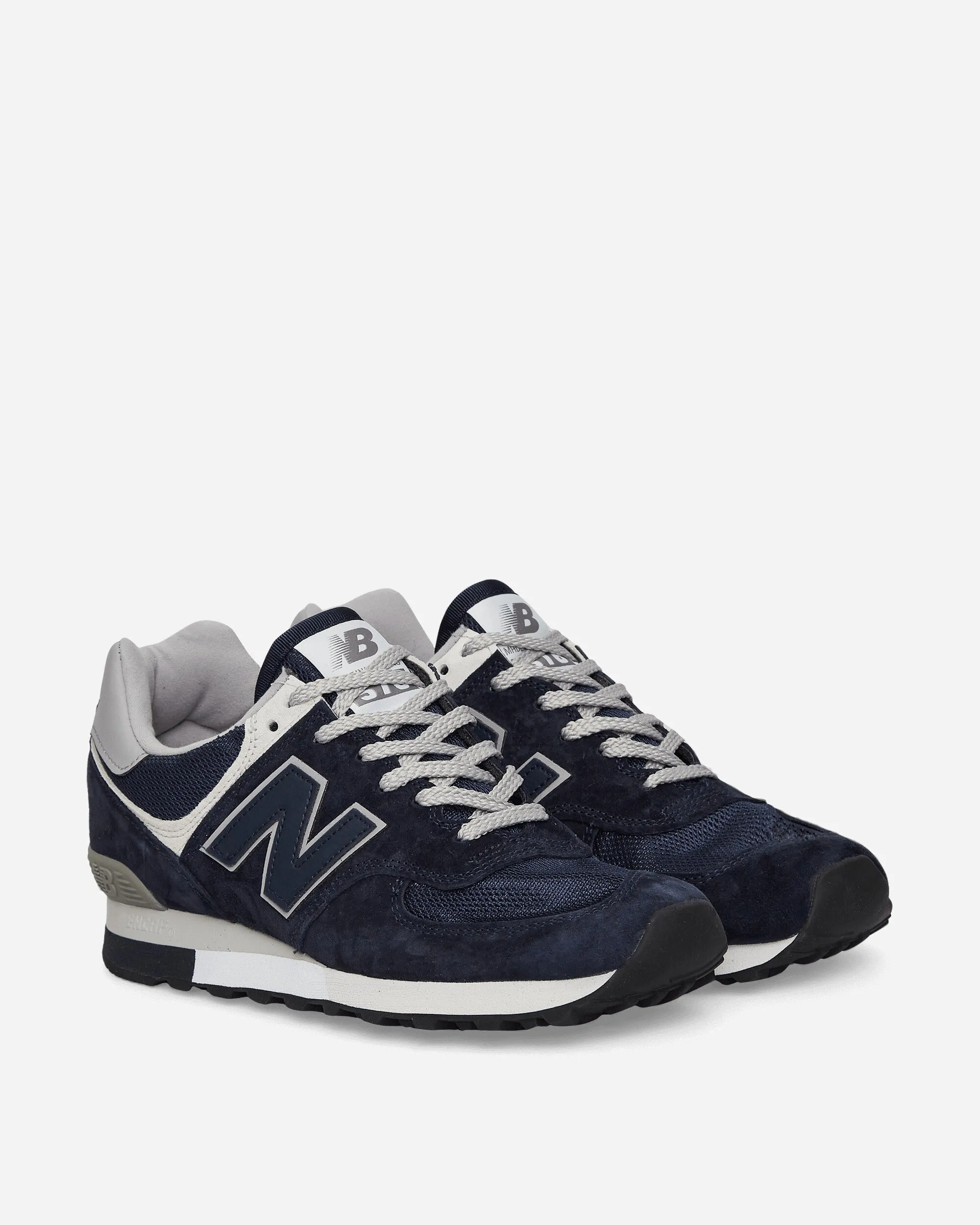 Velvet Rich MADE in UK 576 Sneakers Navy
