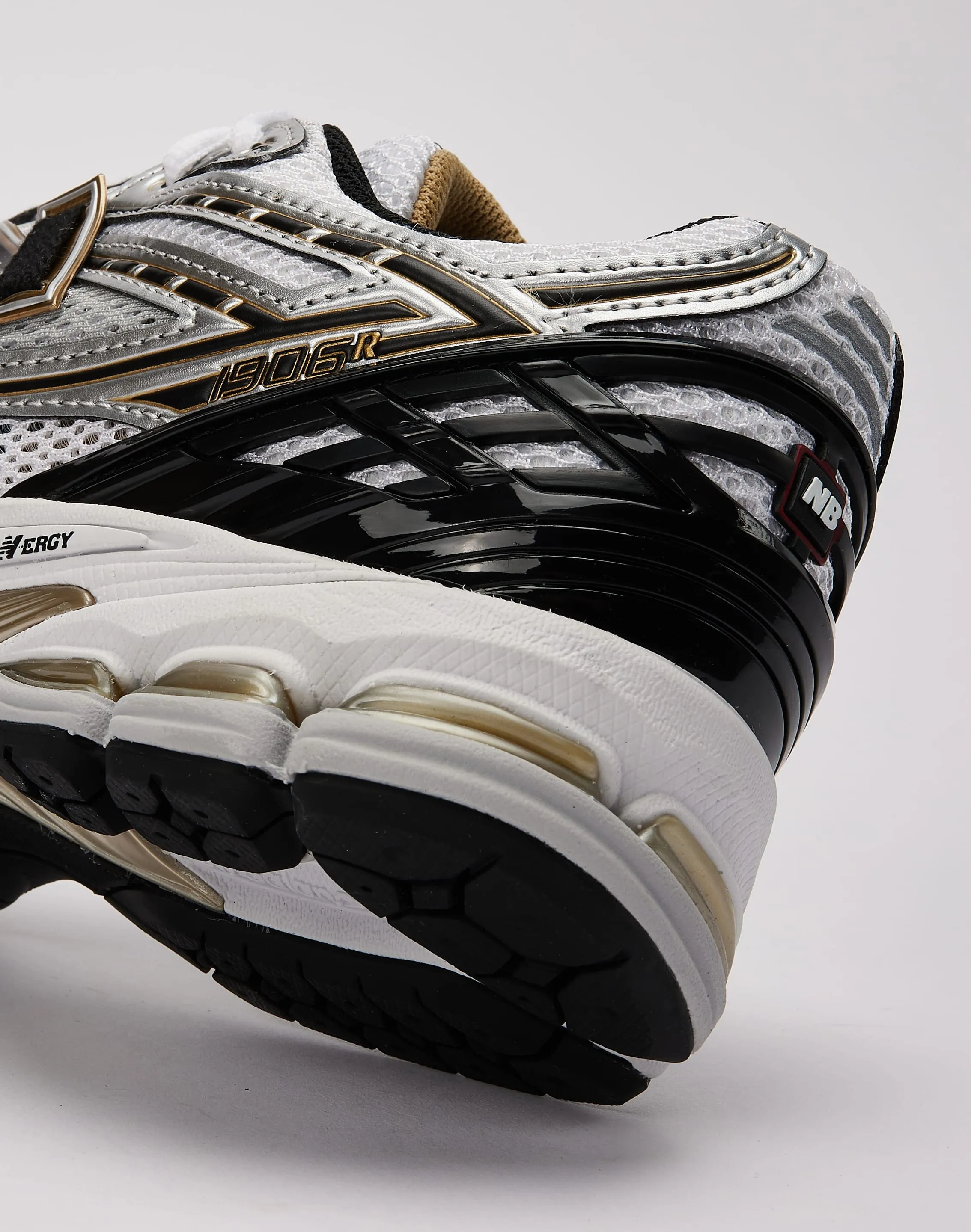 New Balance 1906R Fast Hike