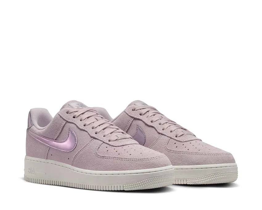 Quiet Footprint Cloud Walk Nike Air Force 1'07 W SE
