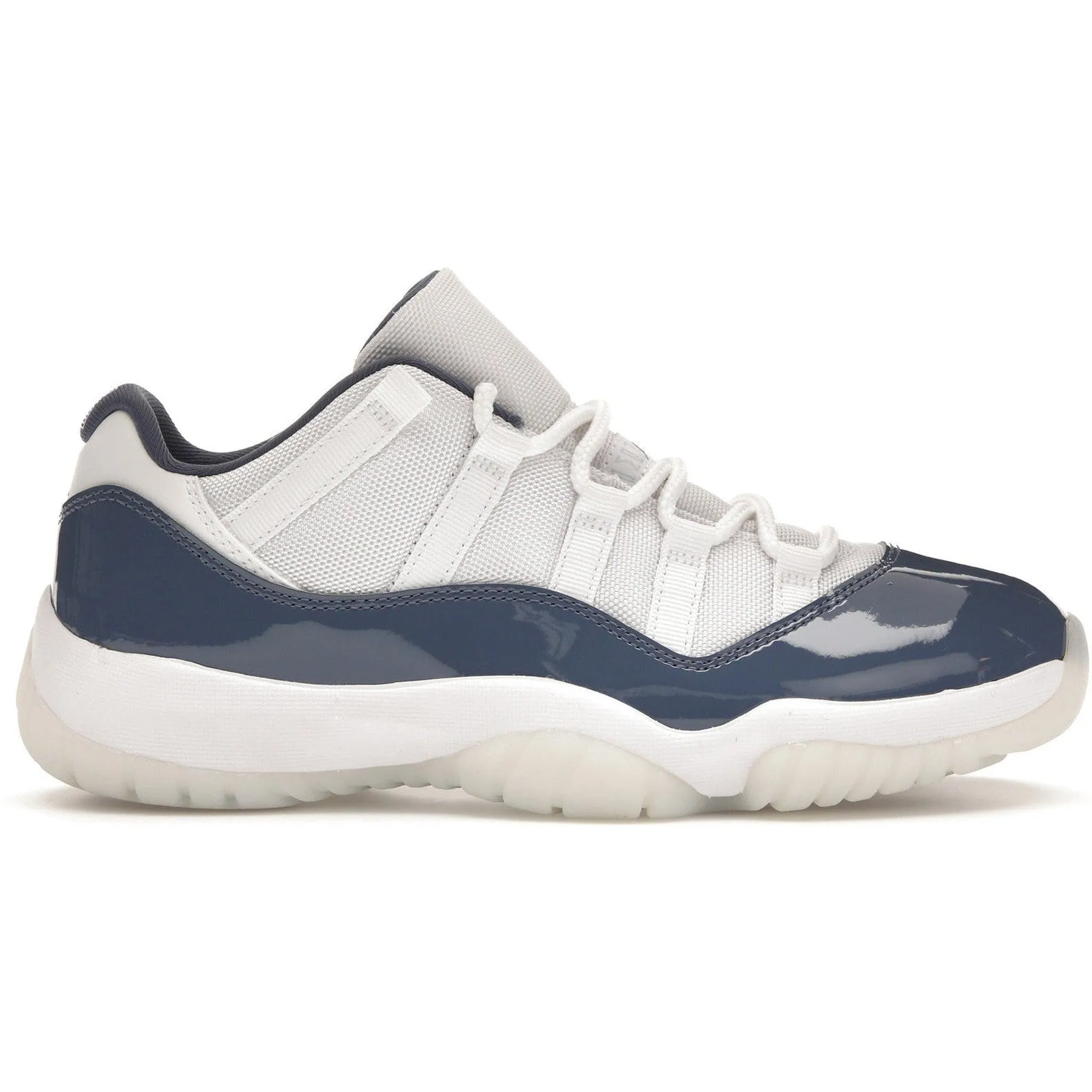 Jordan 11 Retro Low Diffused Blue (2024) Fall Outfit