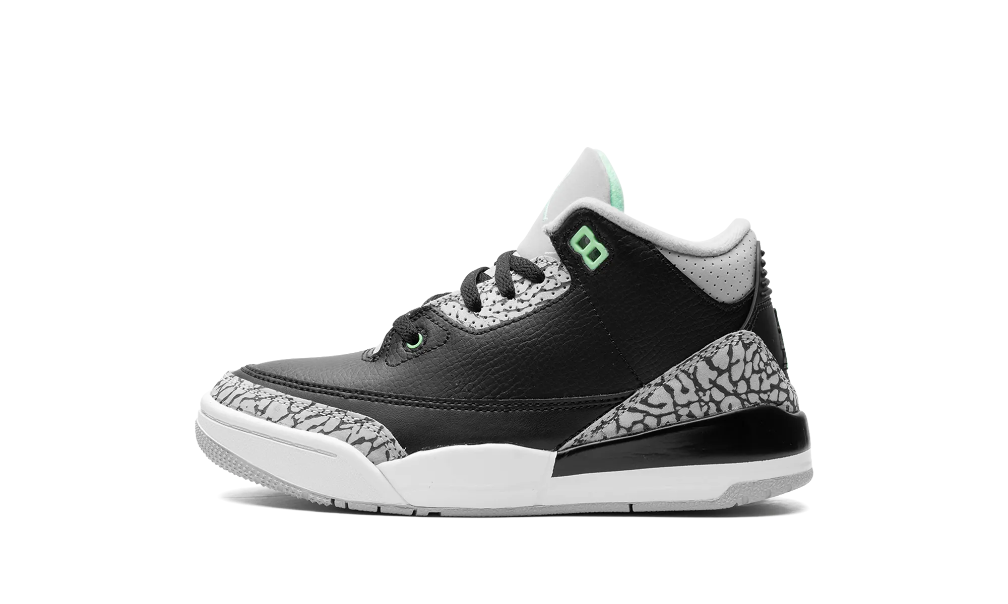 Active Mode Air Jordan 3 PS "Green Glow"