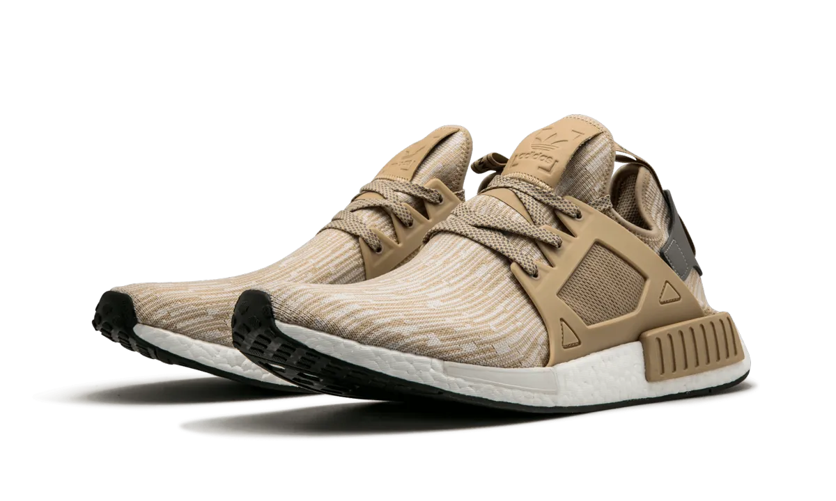 Lead Hike NMD_XR1 PK