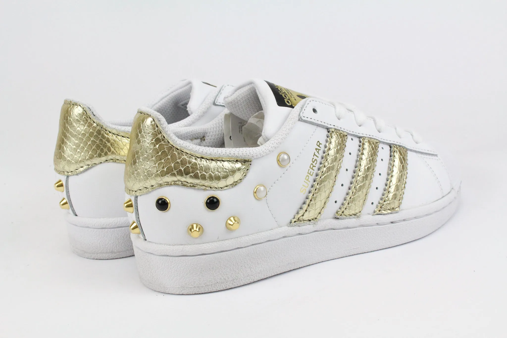 Daily Match Fashion Element Adidas Superstar Pitone Laminato Gold & Borchie