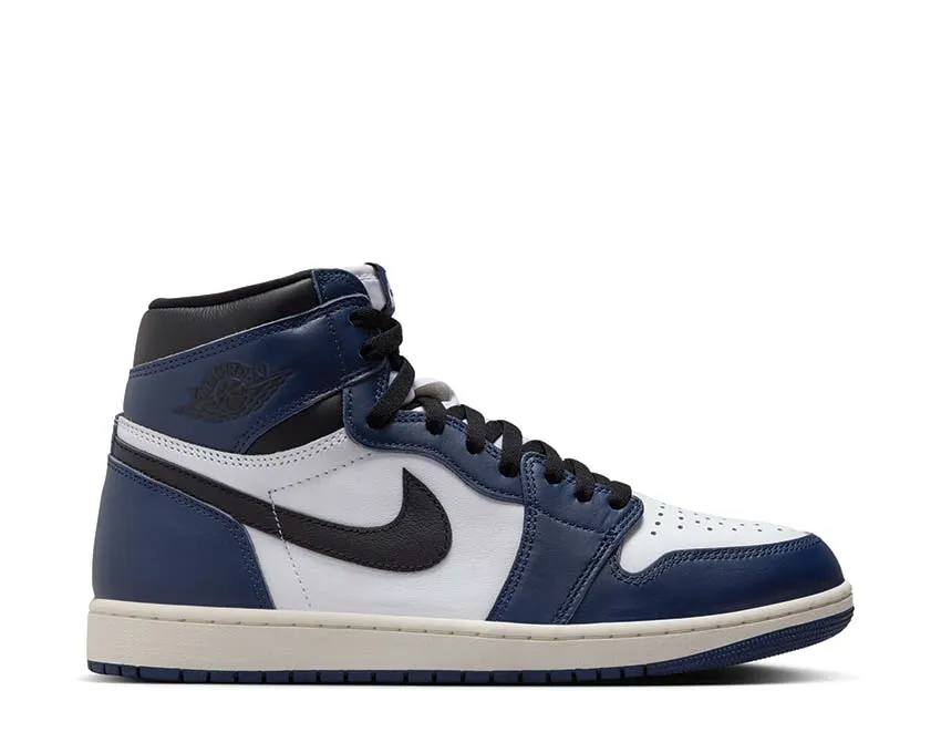 Street Style streamlined look Air Jordan 1 Retro High OG "Midnight Navy"