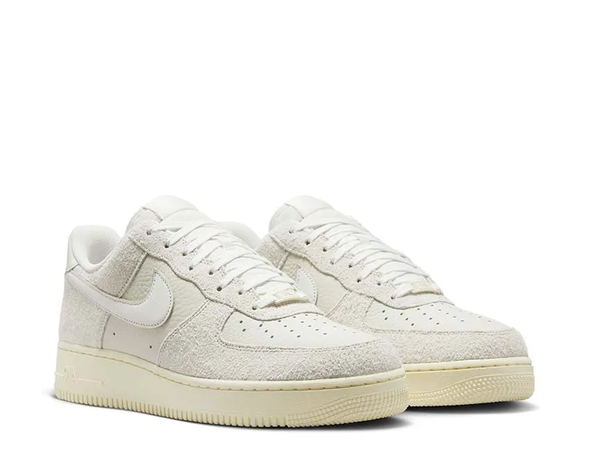Nike Air Force 1 '07 LX "Light Bone" Relax Fit