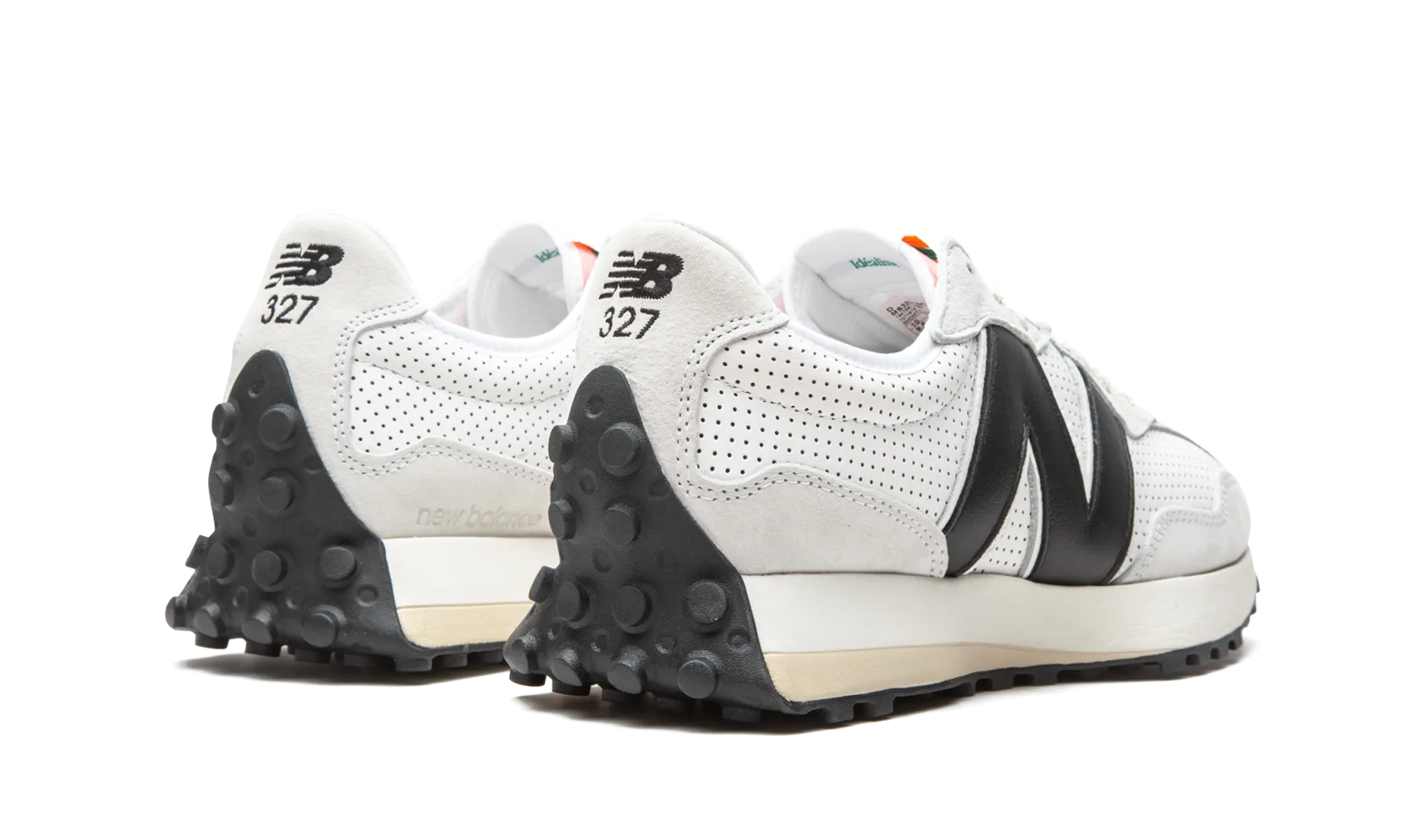 327 "Casablanca - White / Black" Quiet Walk Workday Style