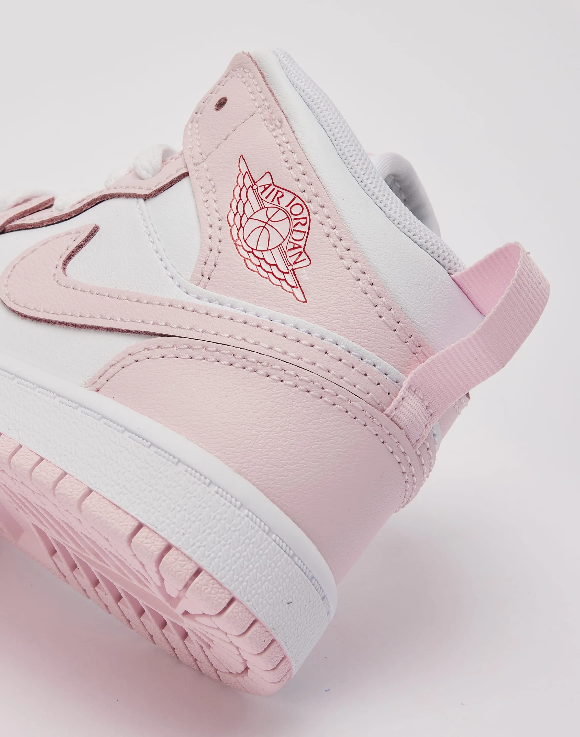 Abrasion resistant Running Jordan Air Jordan 1 Mid Pre-School