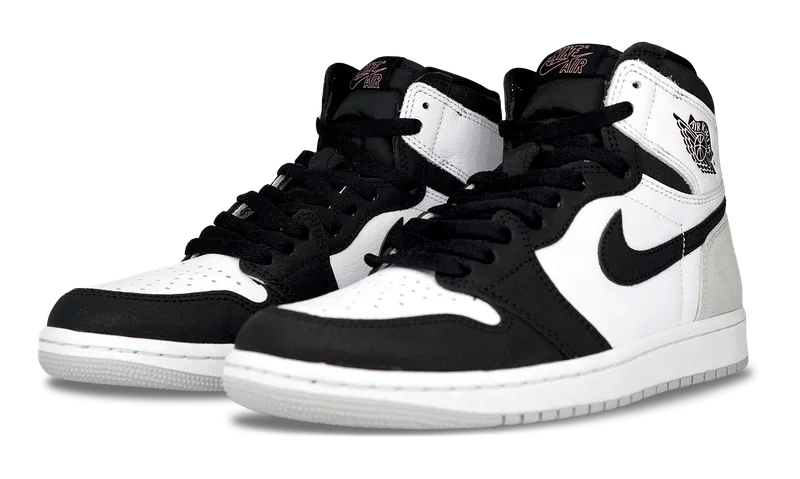 Classic Look Turn Hike Nike Air Jordan 1 High OG Bleached Coral 555088-108