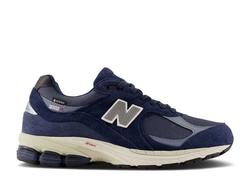 New Balance 2002R Gore-Tex Navy Arctic Grey Walk Light