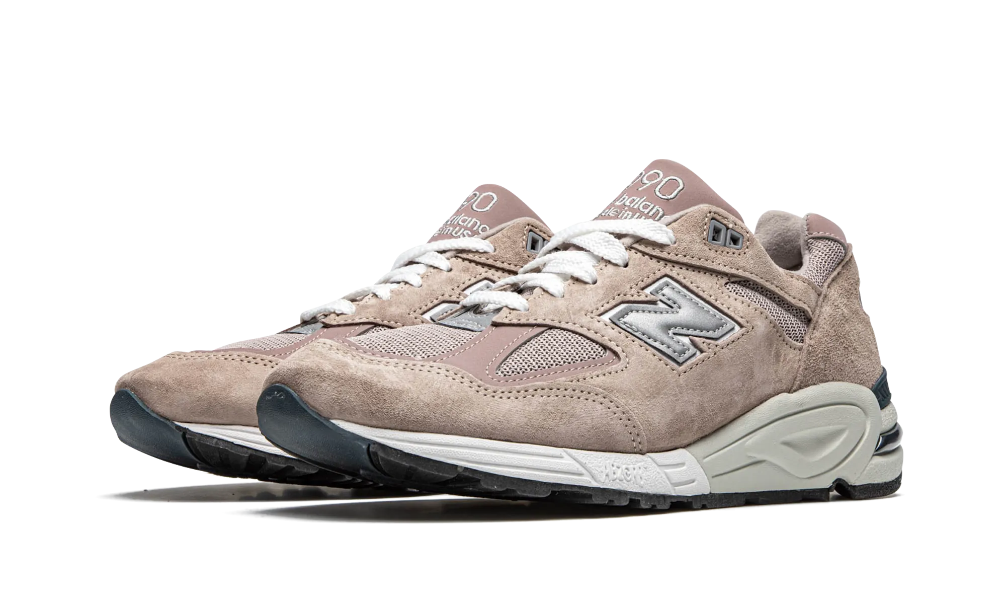 Comfortable Feeling 990v2 "Kith - Dusty Rose"