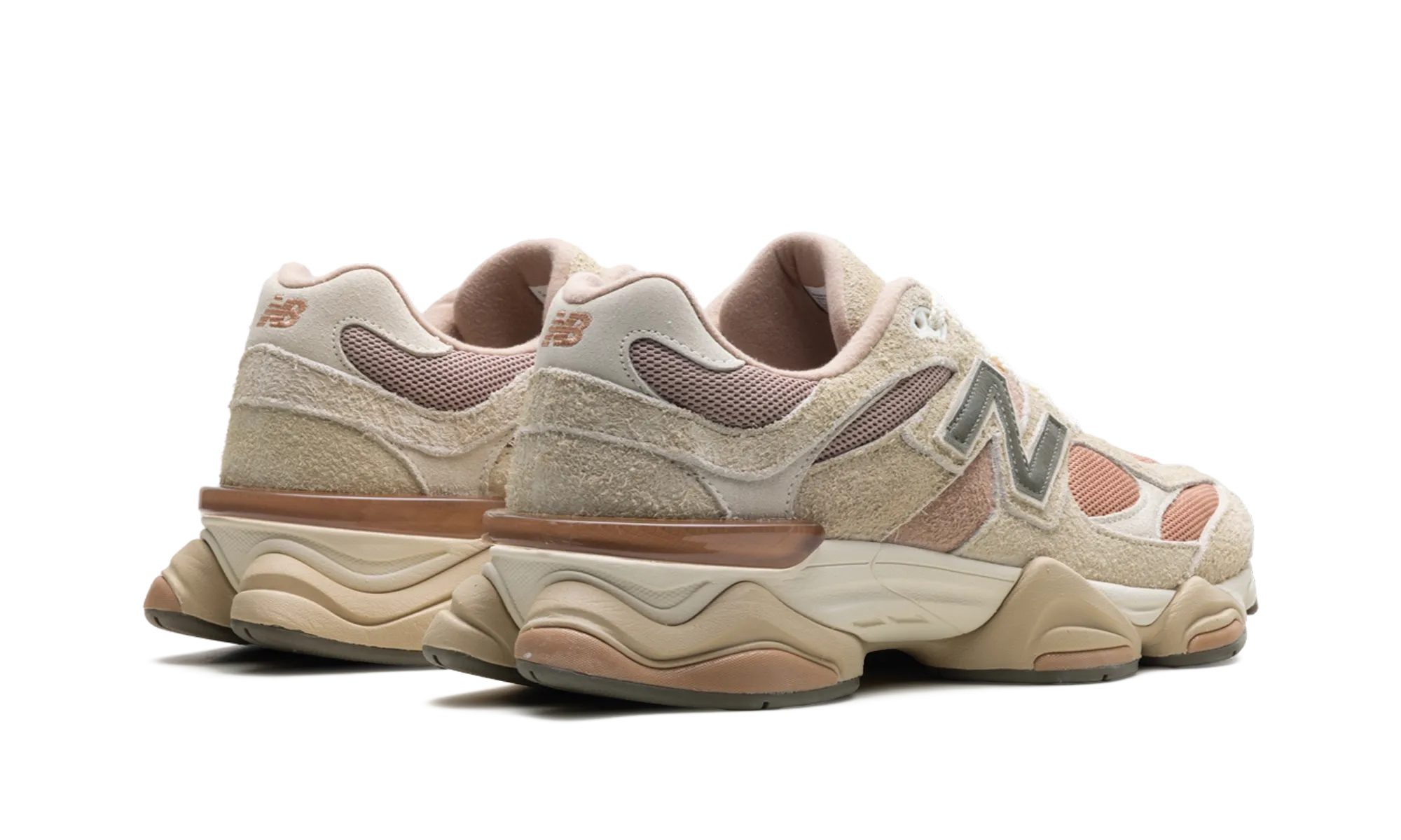 9060 "Flat Taupe Light Sparrow" Drill Walk