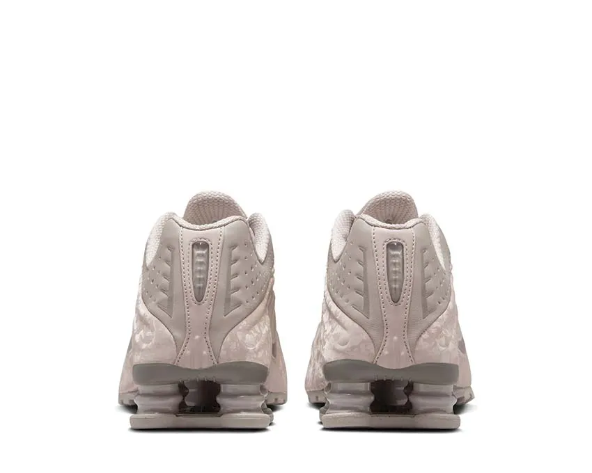 Nike Shox R4 W "Pink Floral" red shoes left - foot shoe