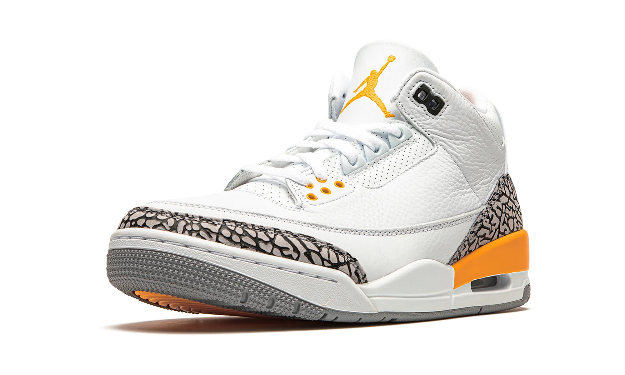 AIR JORDAN 3 RETRO WMNS "Laser Orange" Urban Stroll Quilt Warm
