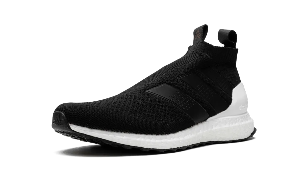 Fast Hike Style Go Ace 16  Ultraboost