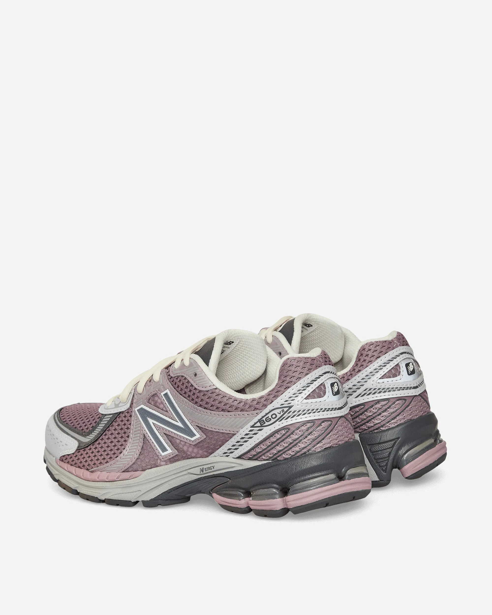 860v2 Sneakers Ice Wine / Magnet / Raincloud AI Path
