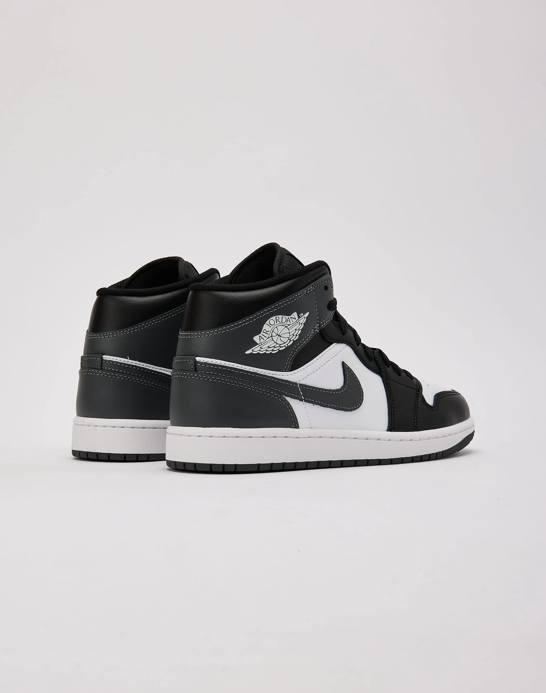 Jordan Air Jordan 1 Mid Firm Ground