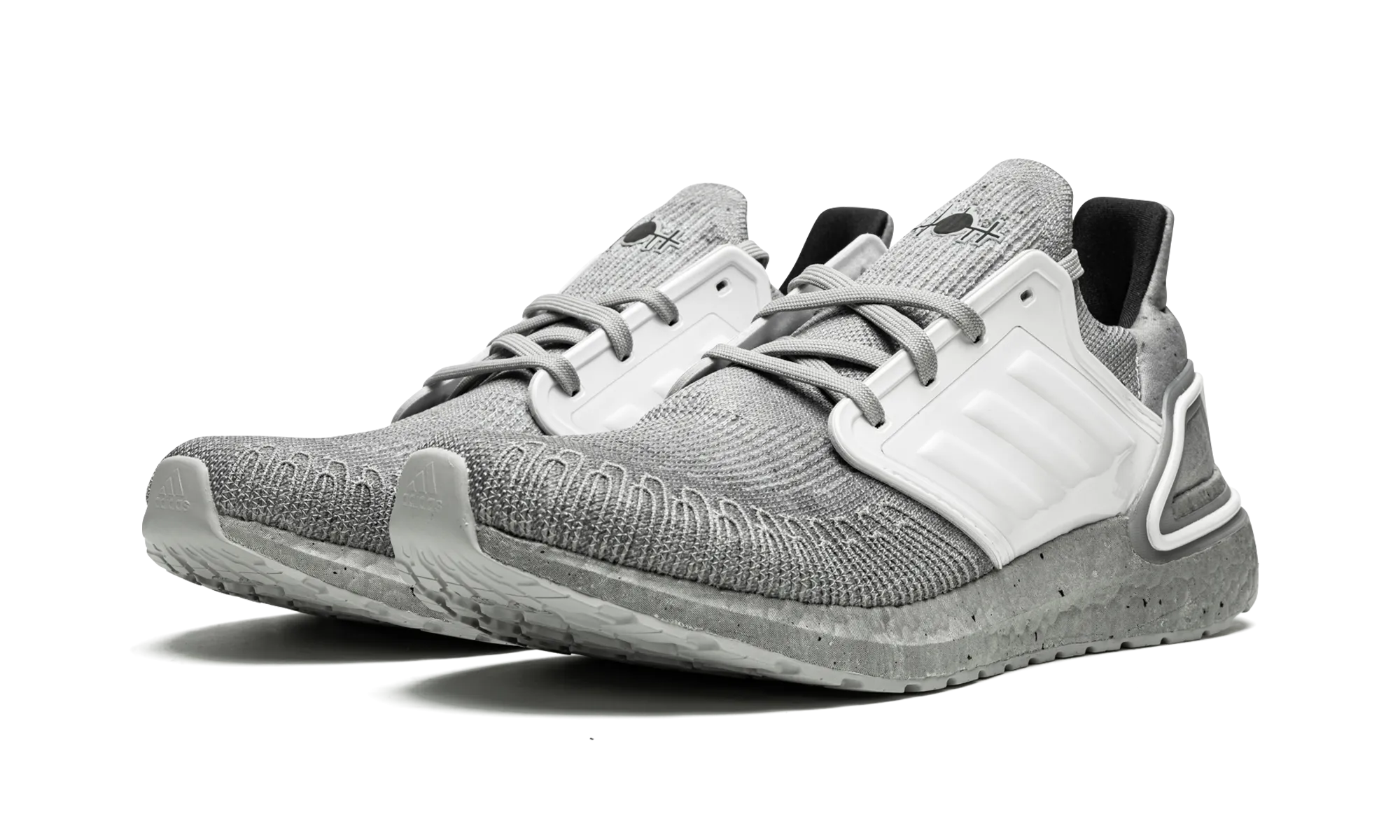 Ultraboost 20 X James Bond "James Bond" Street Style