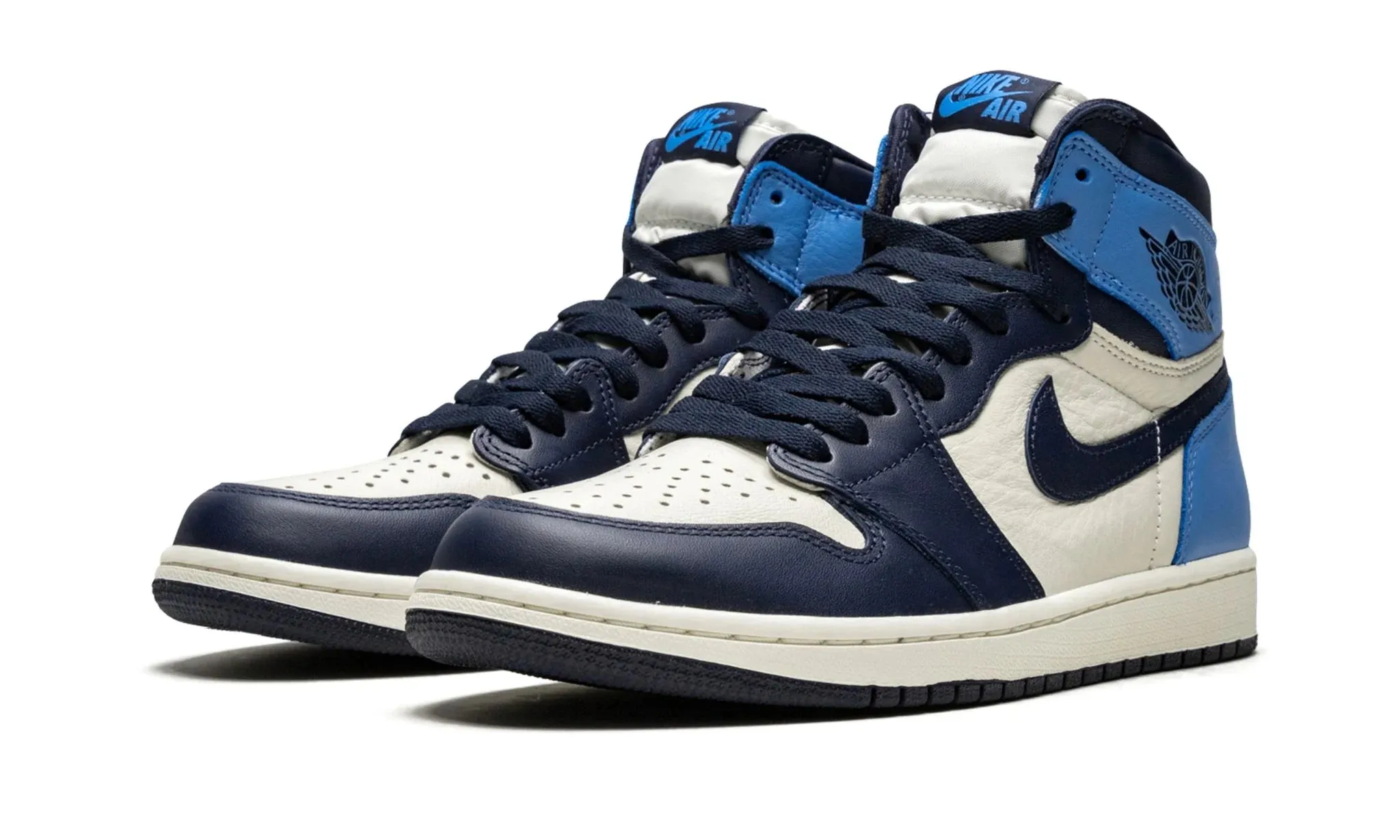 Easy Movement Air Jordan 1 Retro High OG Obsidian