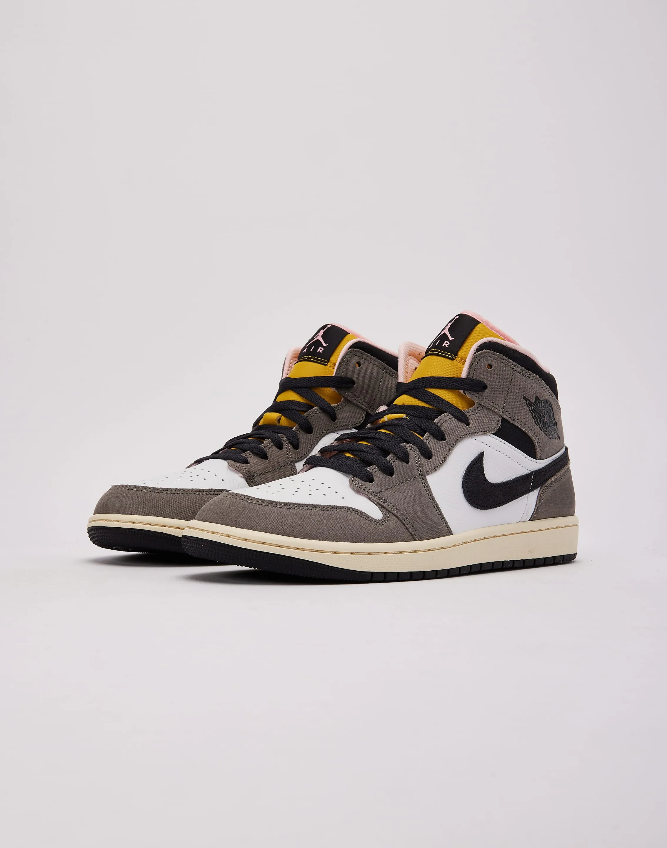Heat Free Jordan Air Jordan 1 Mid SE