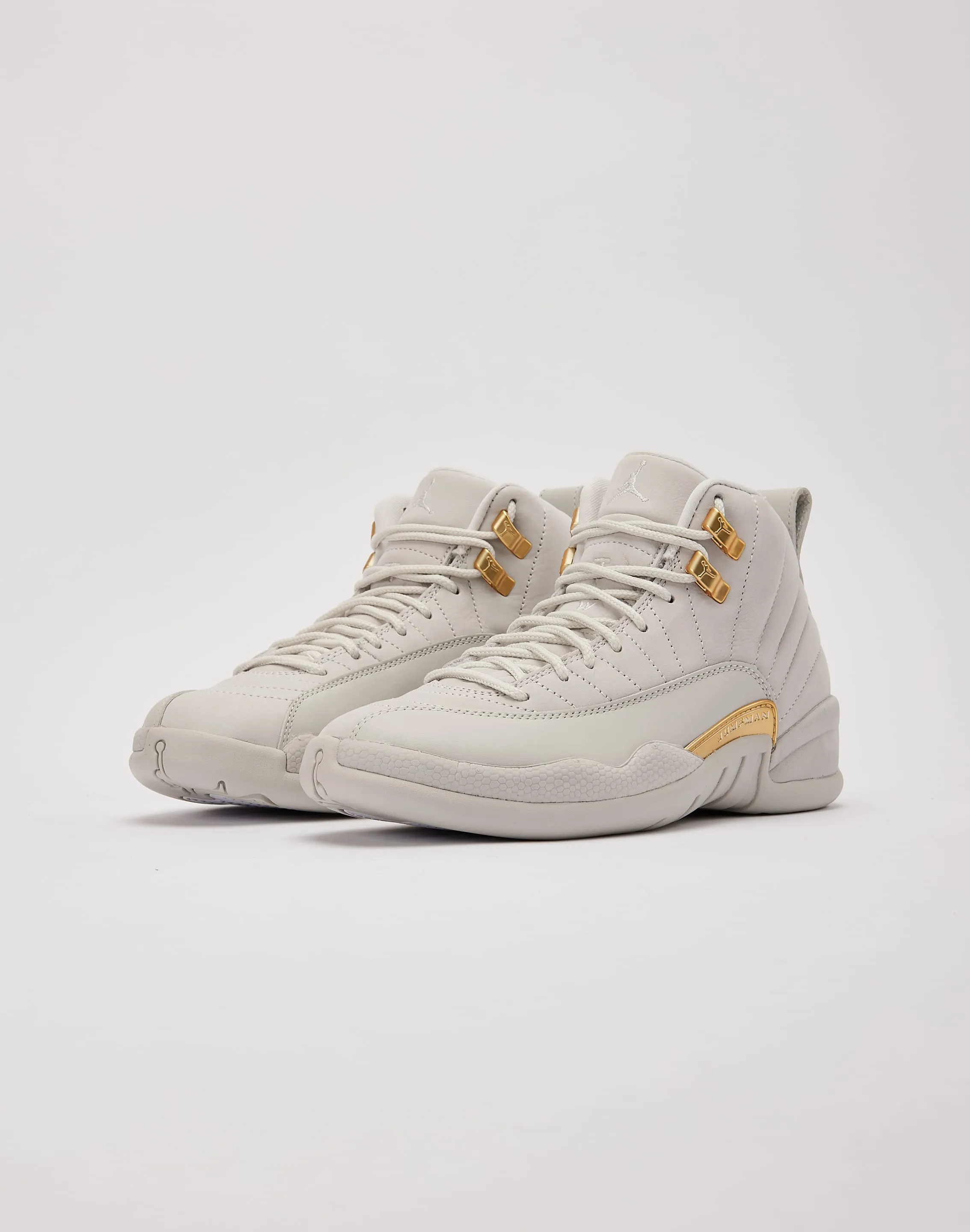 Firm Lock Shiny Tone Jordan Air Jordan 12 Retro 'Phantom'