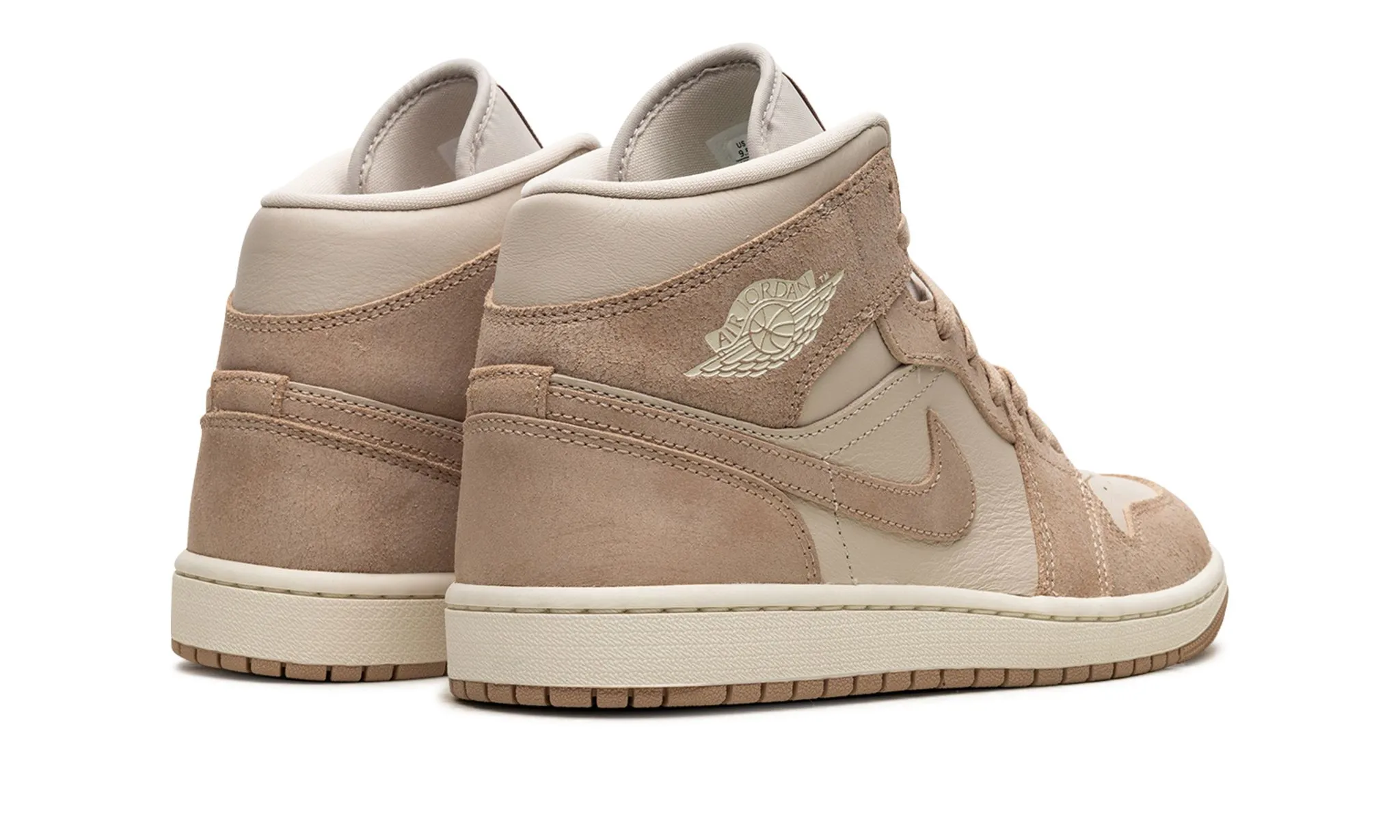 Warm Feet Wmns Air Jordan 1 Mid SE 'Legend Light Brown'